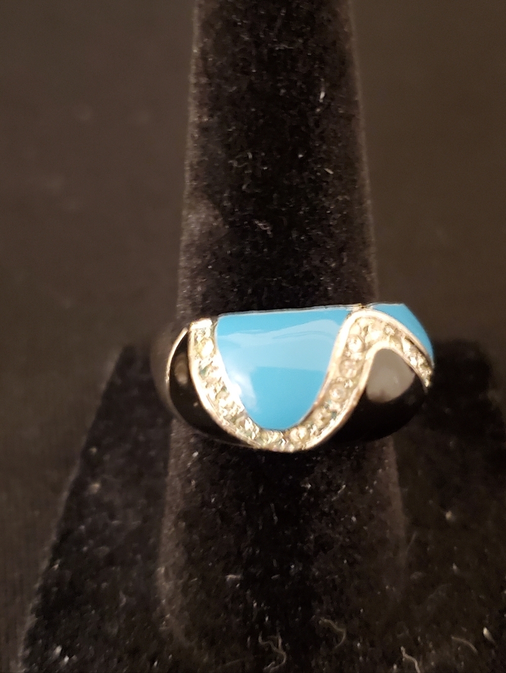 Turquoise Blue Enamel Wave Ring with Crystal Accents. Size 6